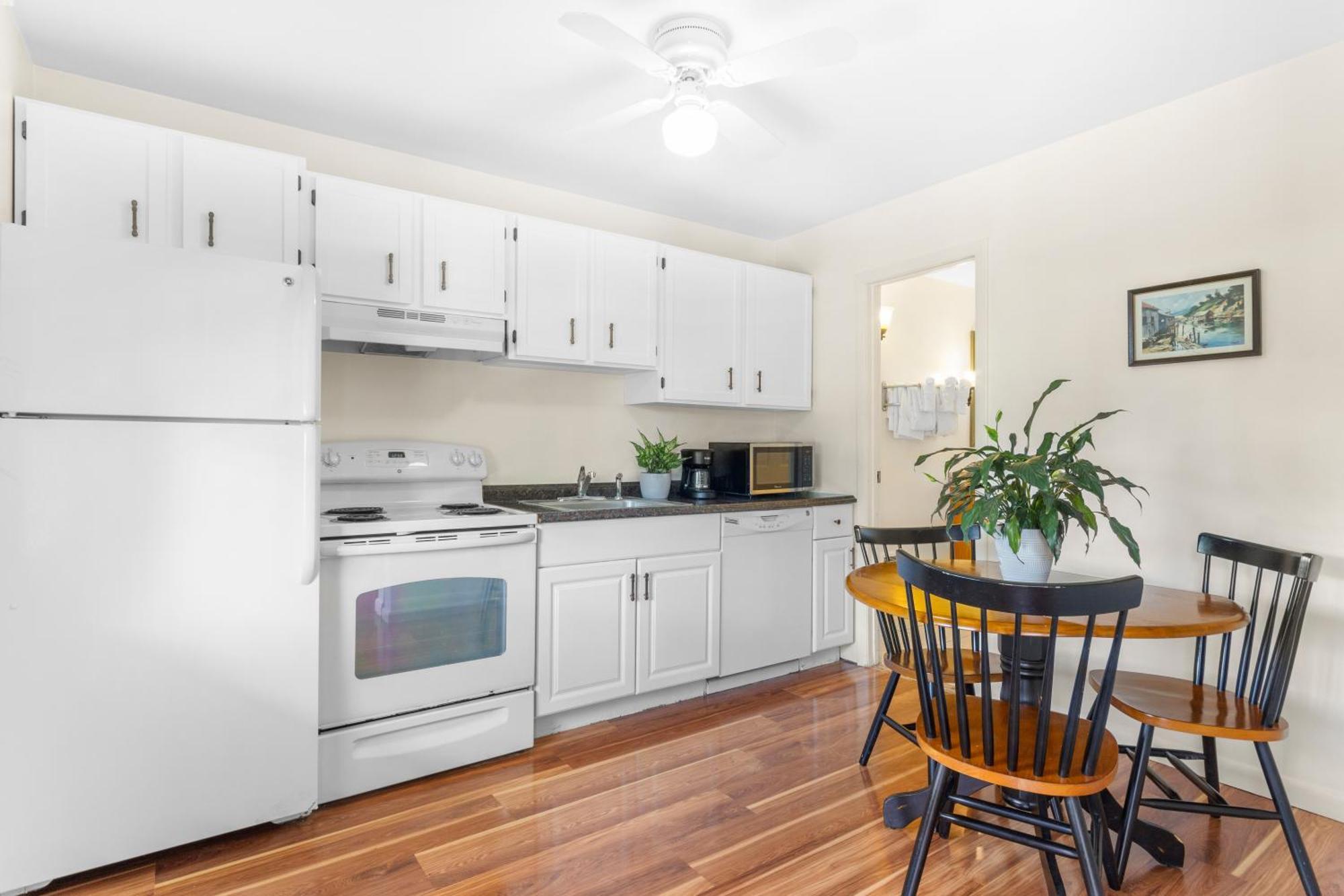Blue Spruce Inn & Suites Valatie Luaran gambar